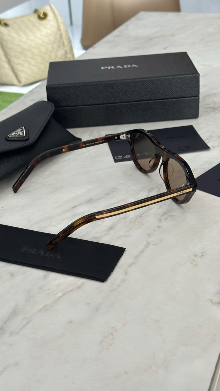 Prada Luxury Sun Glas (Premium/Full Box)
