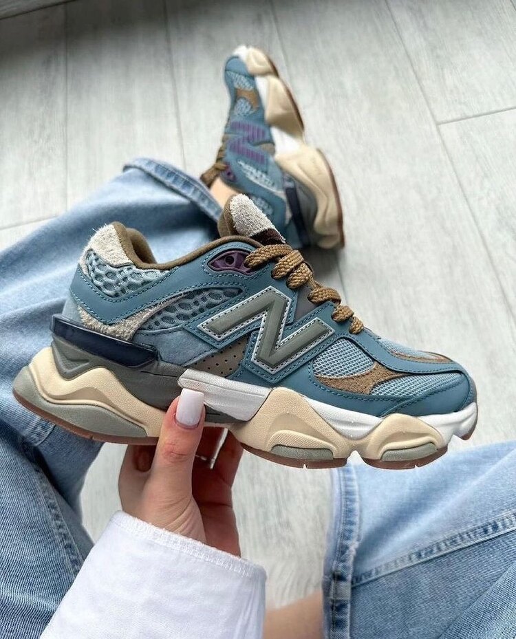 New Balance 9060 Bodega