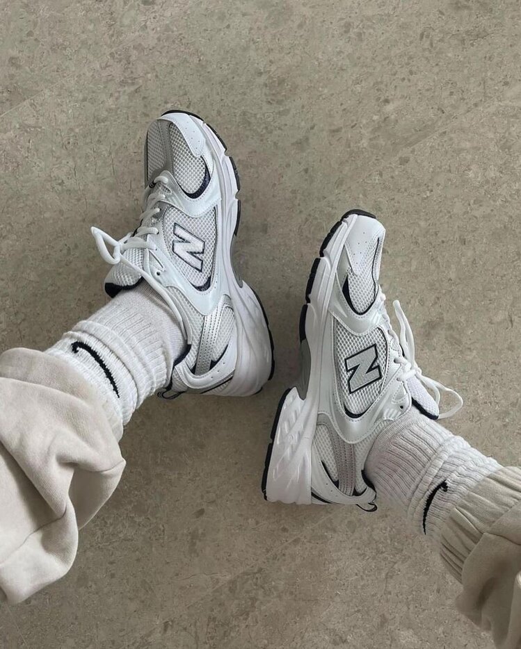 New Balance 530 White Silver Navy