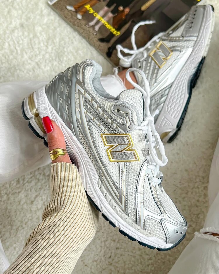 New Balance 1906R White Silver Gold