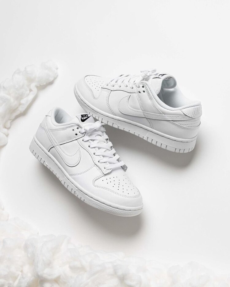 Dunk Low Triple White
