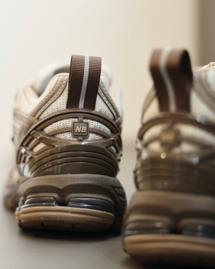 New Balance 1906R Mocha