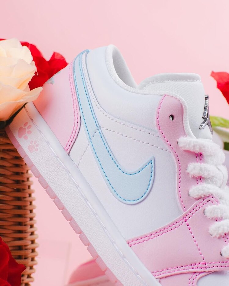 Air Jordan 1 Low Paw Print