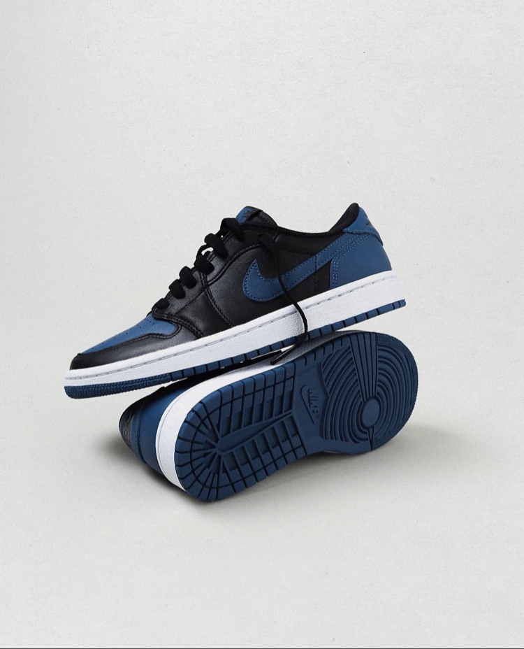 Air Jordan 1 Low Mystic Navy