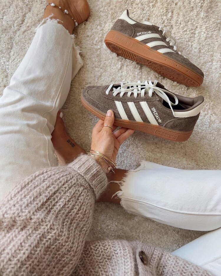 Handball Spezial Earth Strata
