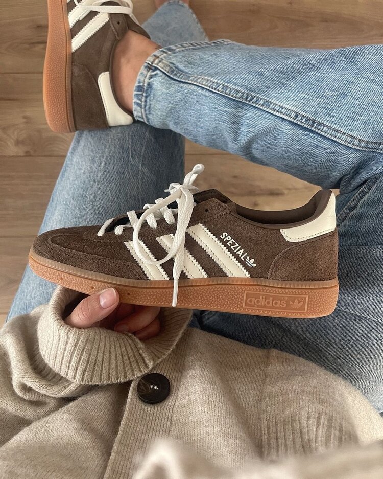Handball Spezial Earth Strata