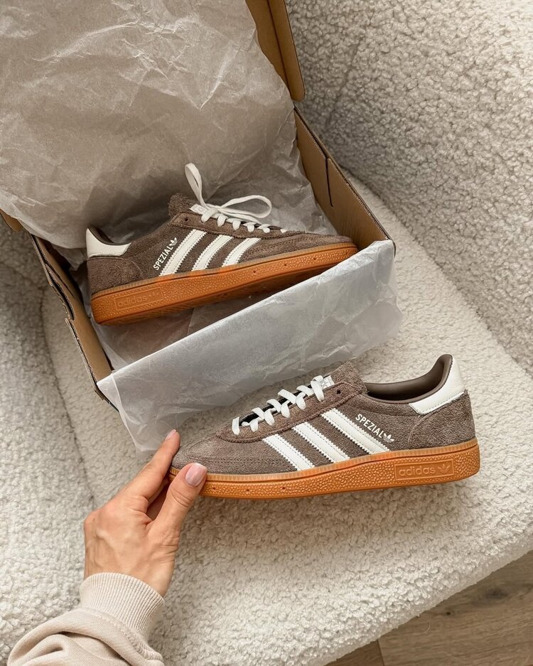 Handball Spezial Earth Strata