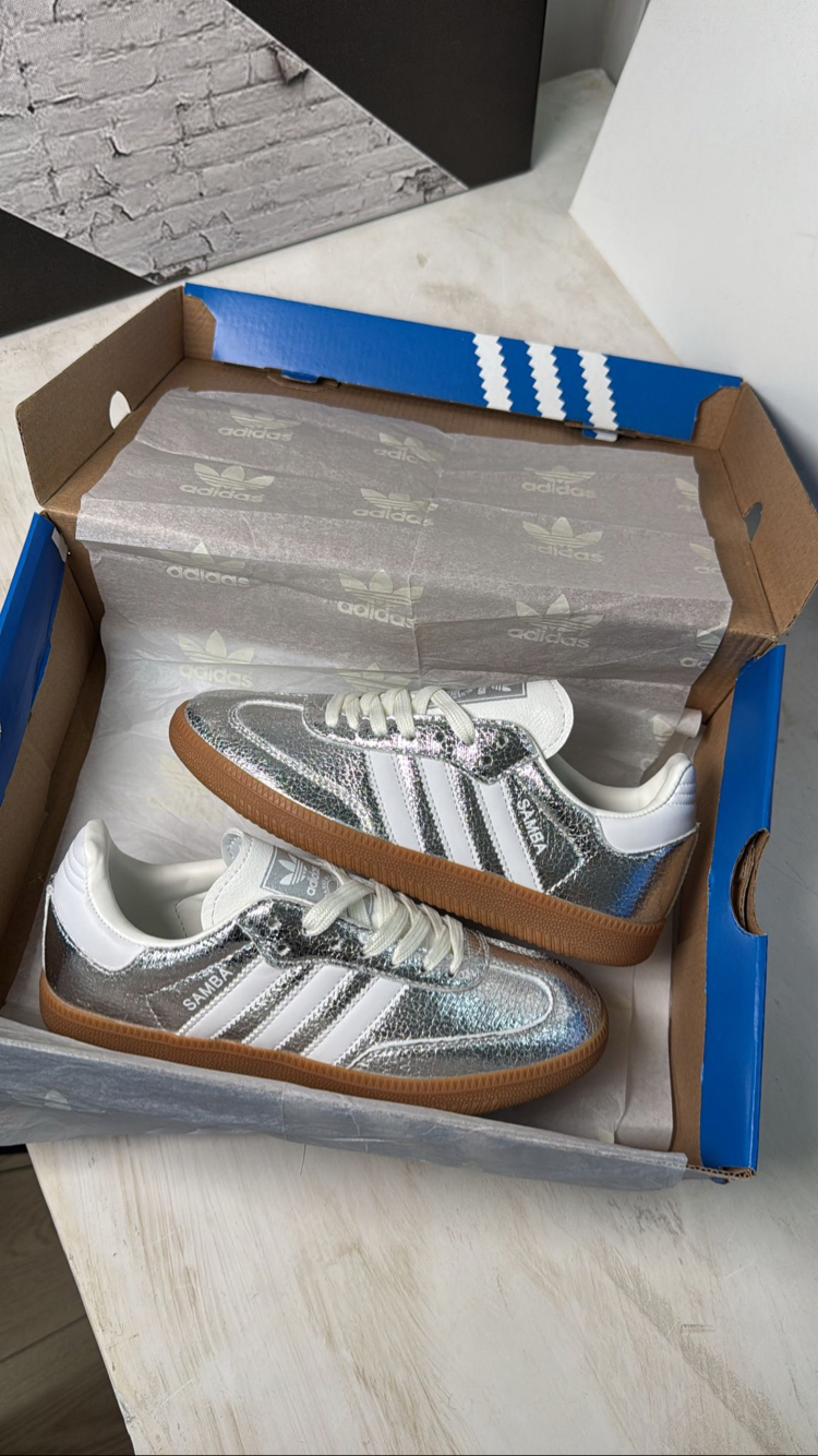 Adidas Samba OG metallic Silver!