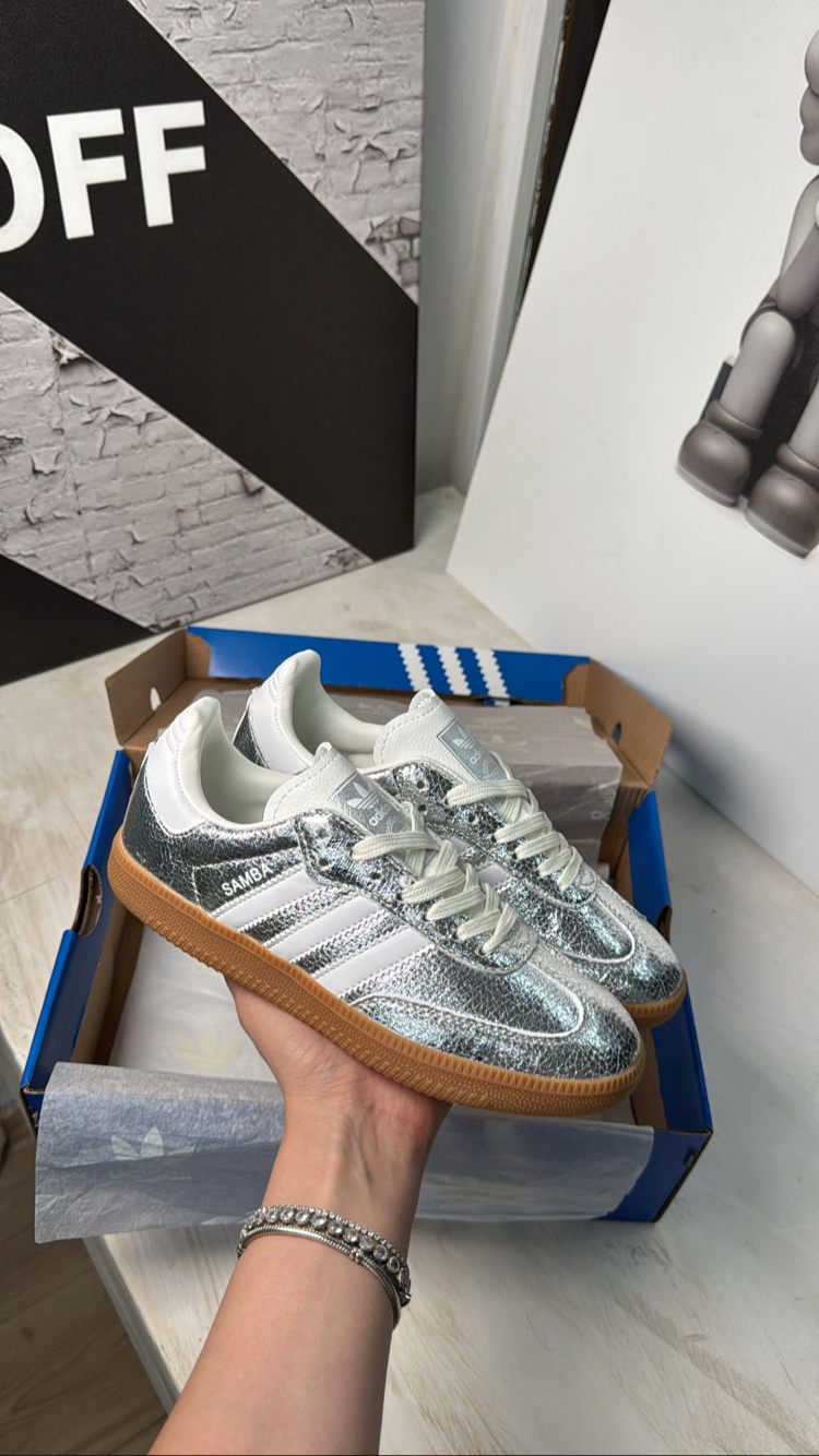 Adidas Samba OG metallic Silver!