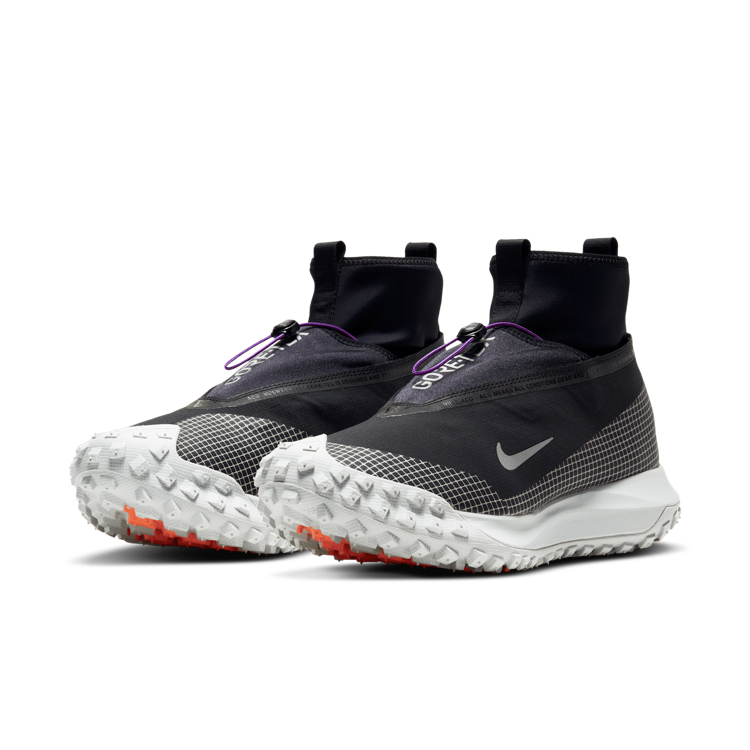 ACG Mountain Fly GORE-TEX Metallic Silver
