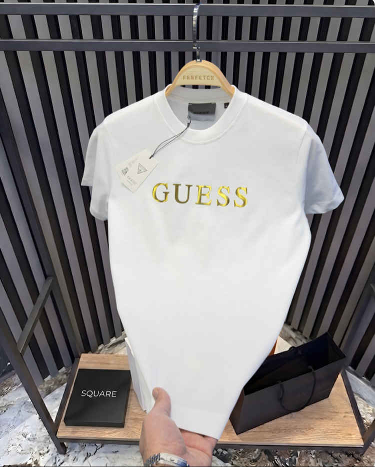 •GUESS PREMIUM T-SHIRT