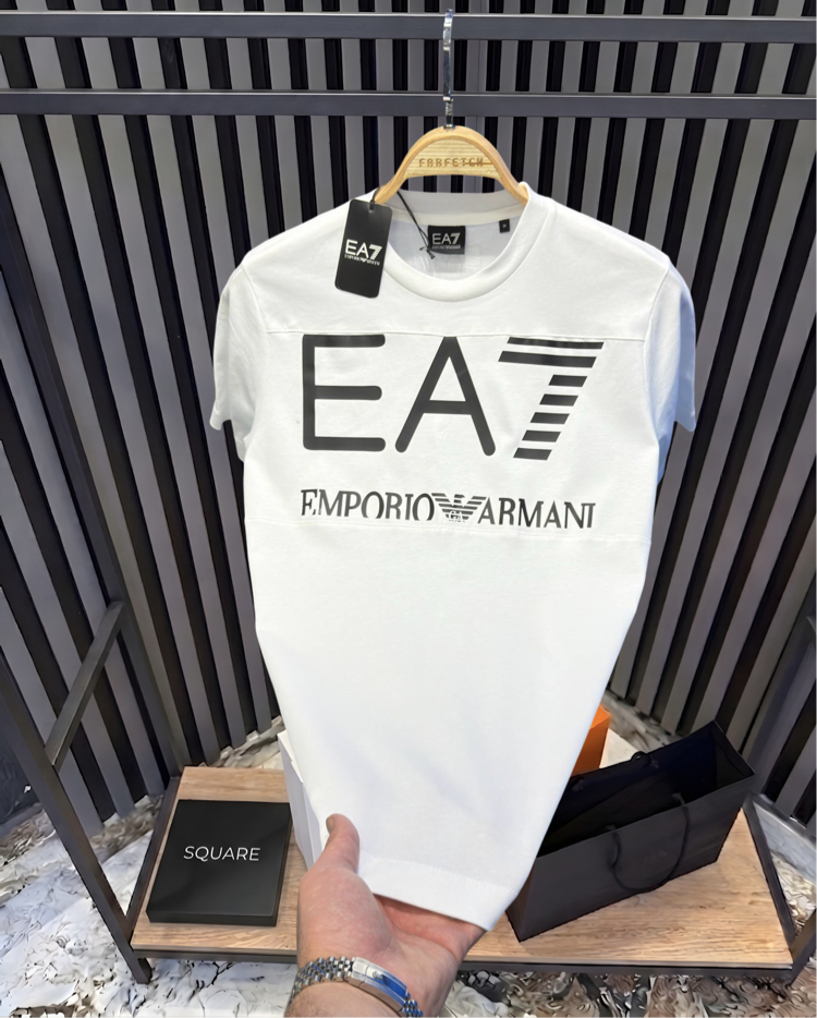 •EA7 PREMIUM T-SHIRT
