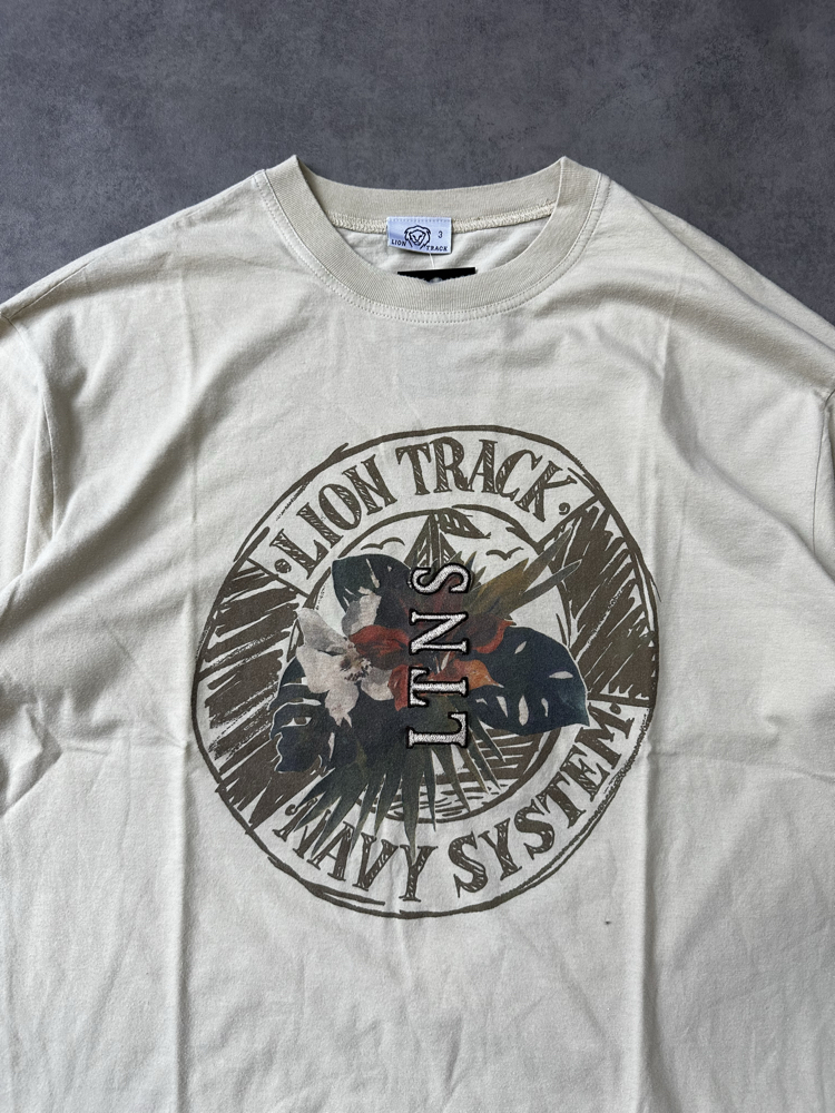 Lion Track Vintage Tshirt L