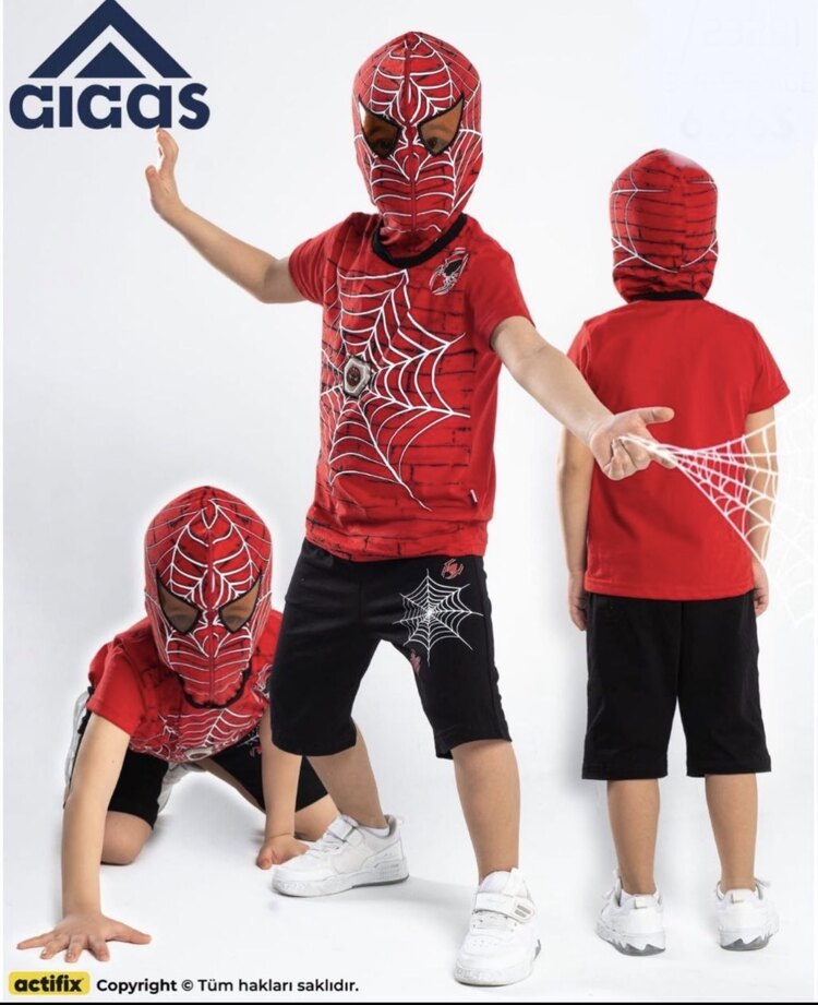 Spiderman lisanslı takım