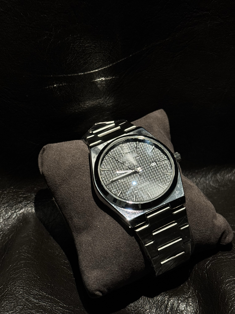 Tissot T-GOER Siyah Gofraj Kadran & Kararmaz Çelik