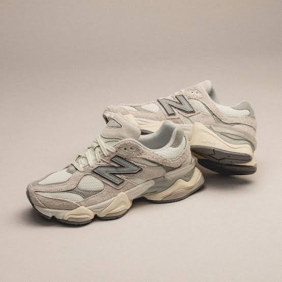 New Balance 9060 “ Moonbeam “