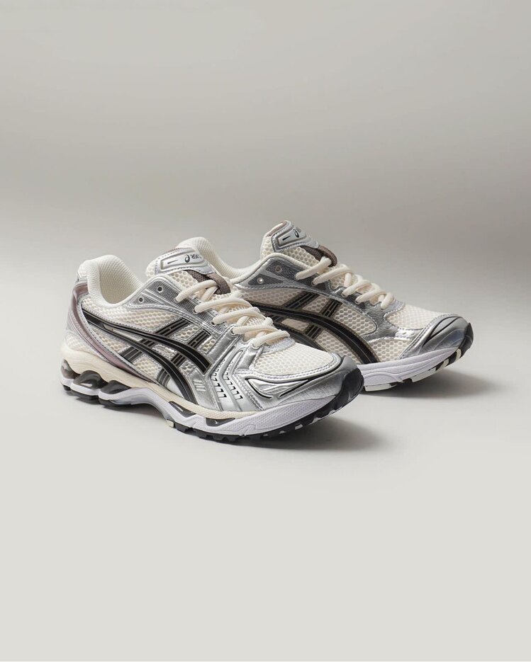 As!cs Gel Kayano 14 “ Metallic Silver “