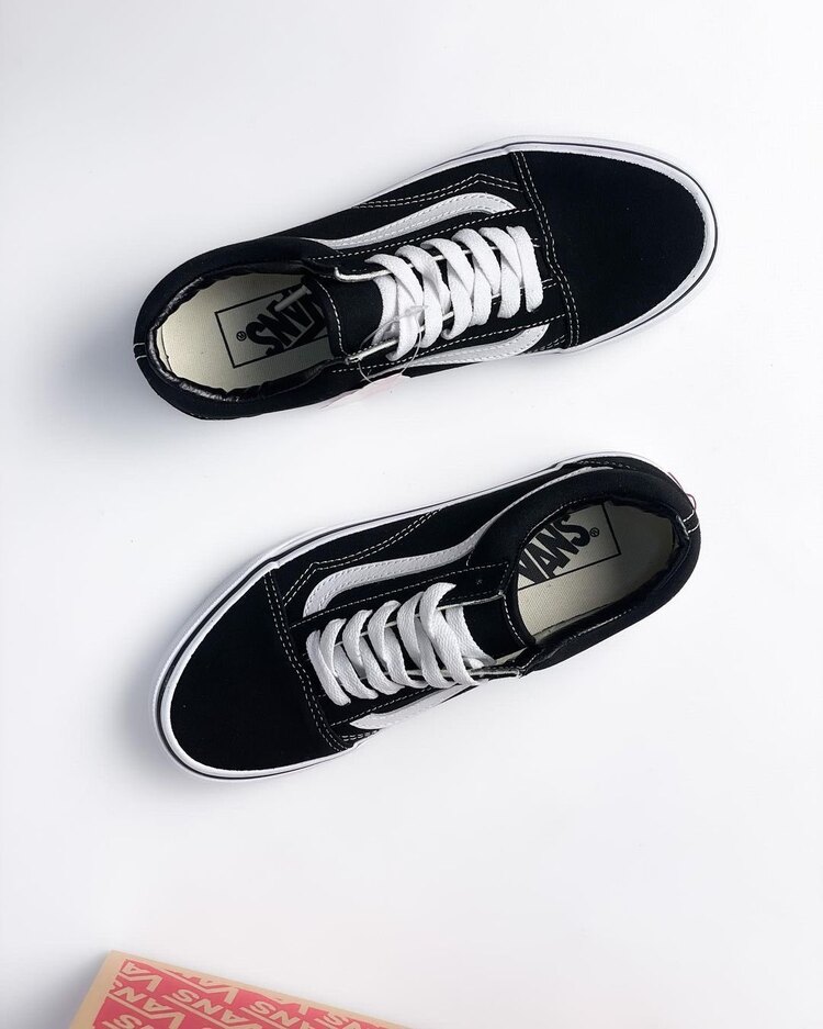 Vans Of The Wall “Old Skool”  