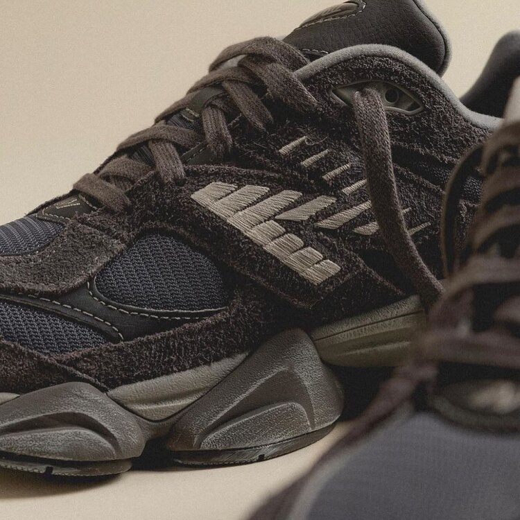 New Balance 9060 “ Magnet “