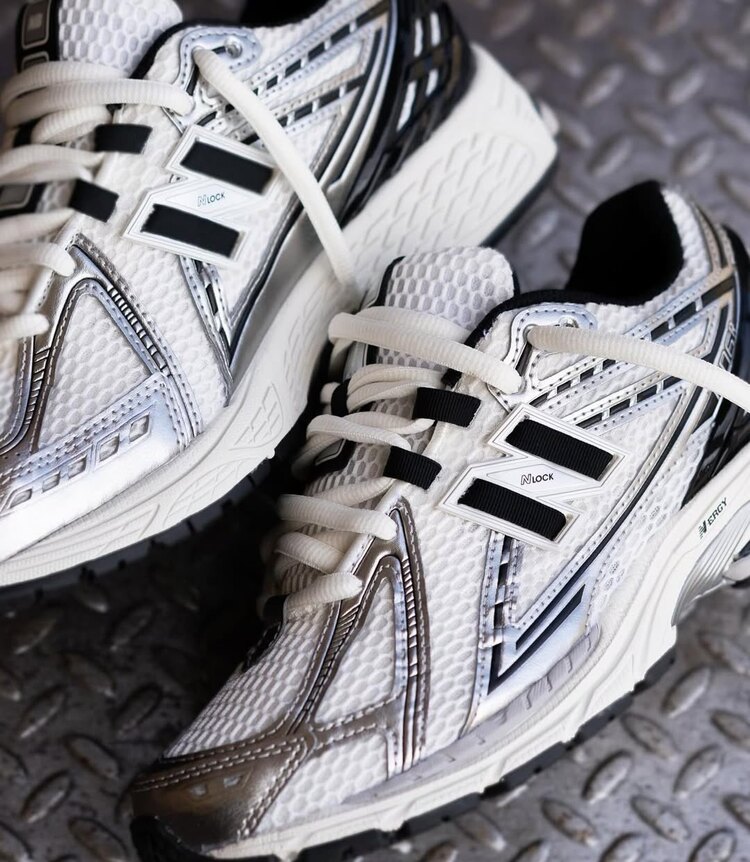 New Balance 1906R “ Grey & Black “