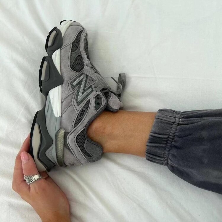 New Balance 9060 Moonrock “ Dark Grey “