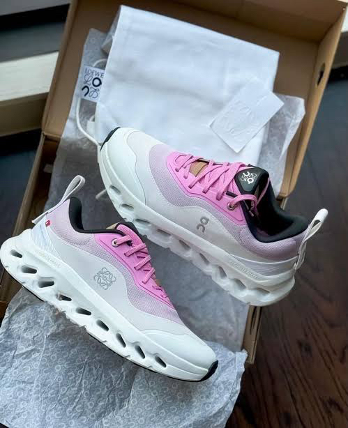 Loewe Cloud “ Pink “