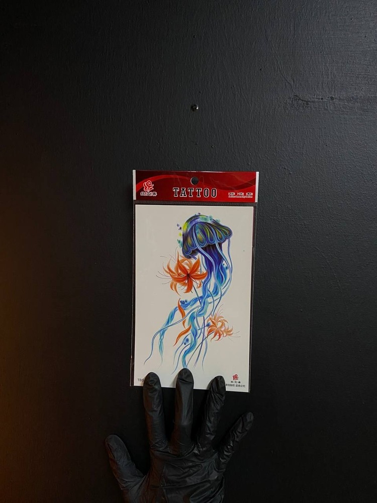 Gerçekçi Sticker Tattoo