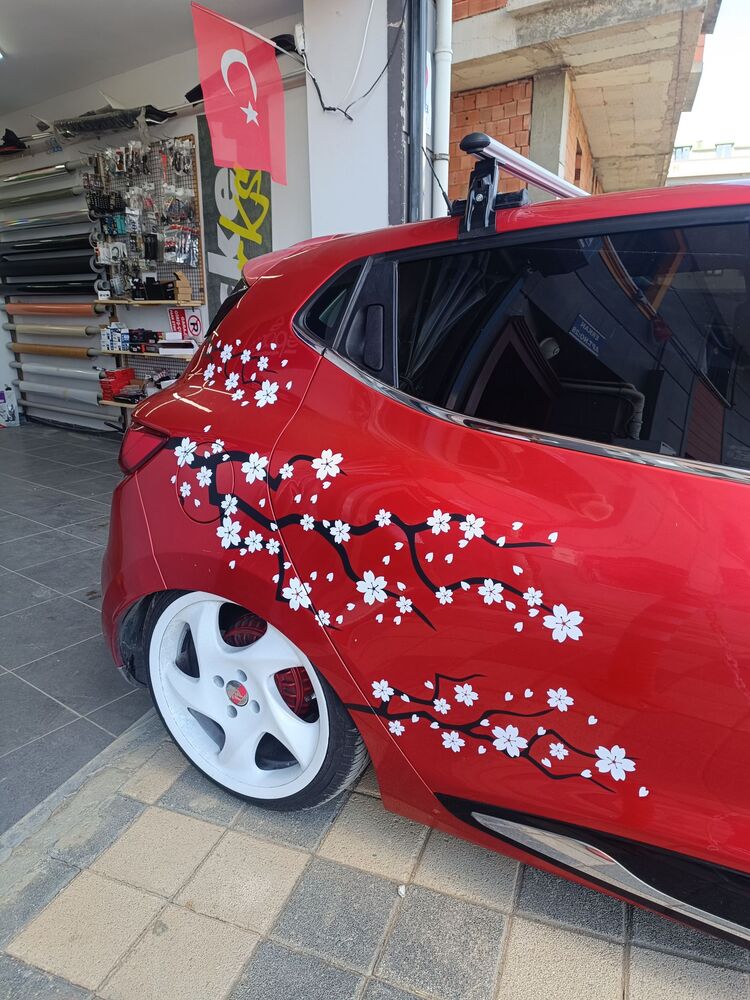 Sakura Sticker Uygulaması | Aracınıza Bahar Gibi Dokunuş!