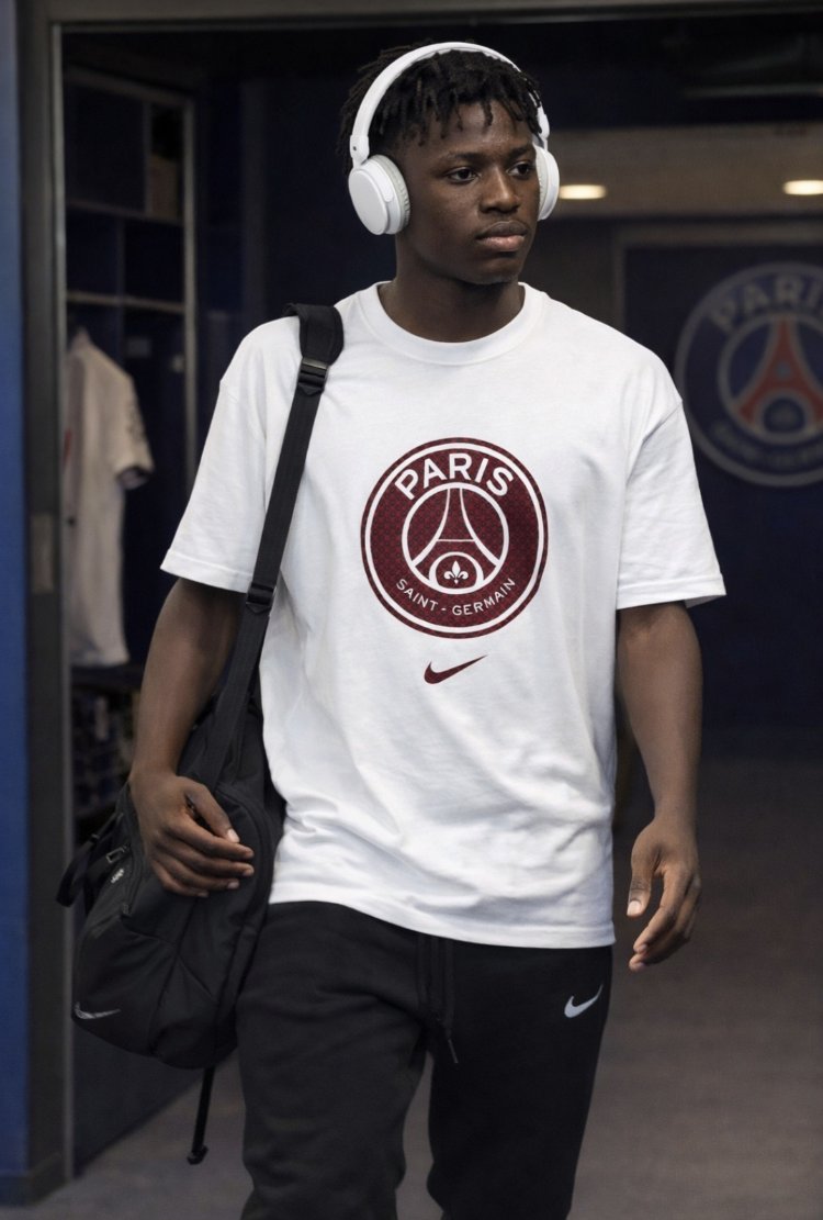 PSG BASKI NİKE TSHIRT