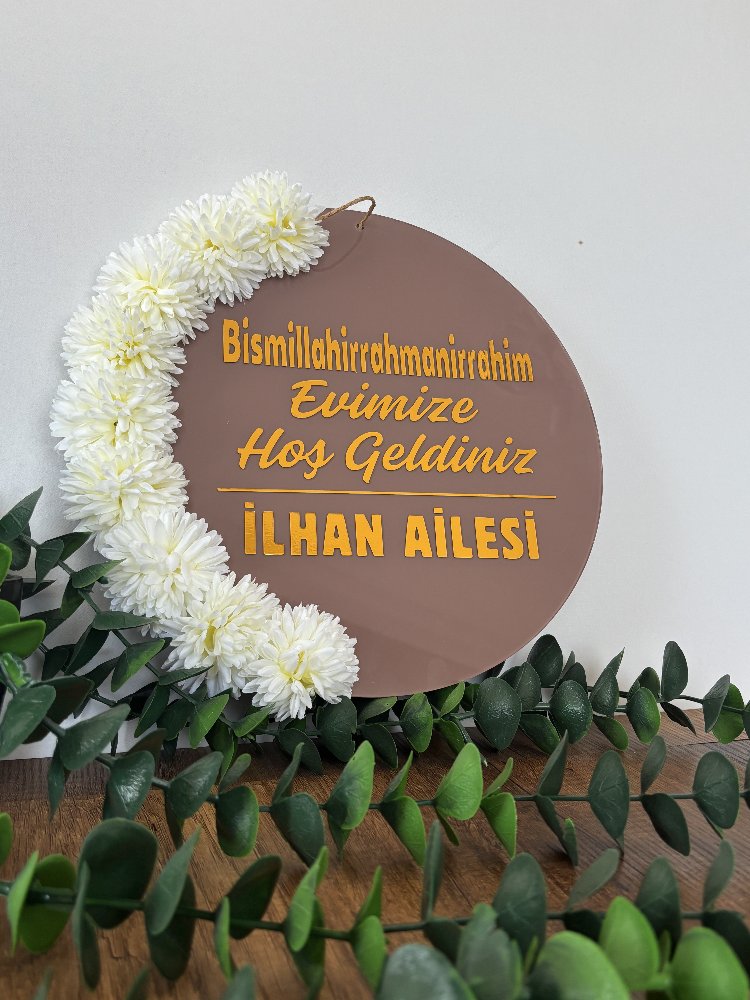 Krem Çiçekli Latte Renk Kapı Süsü