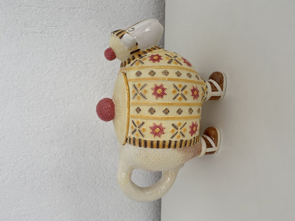 Enesco Çizmeli Koyun Demlik