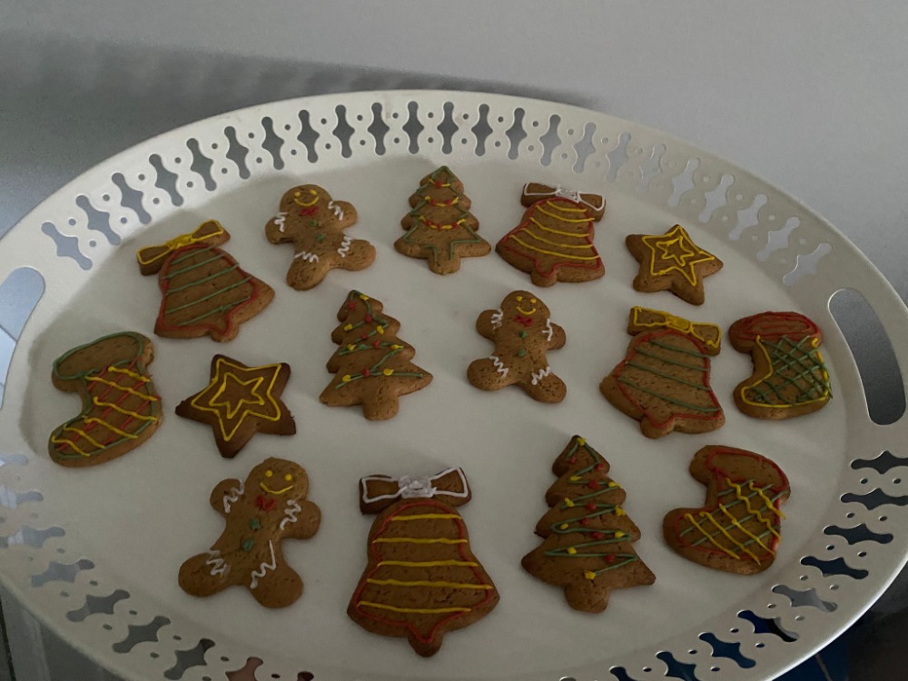 Yılbaşı Özel Kurabiye Kalıbı Seti - Gingerbread, Çam Ağacı, Geyik ve Yılbaşı Süsleri
