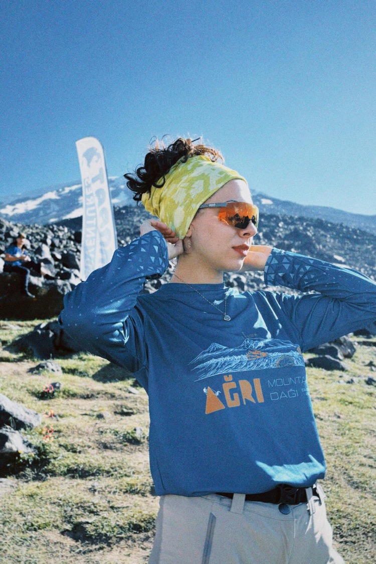 Ağrı Dağı Zirve Özel Tasarım Uzun Kollu T-Shirt