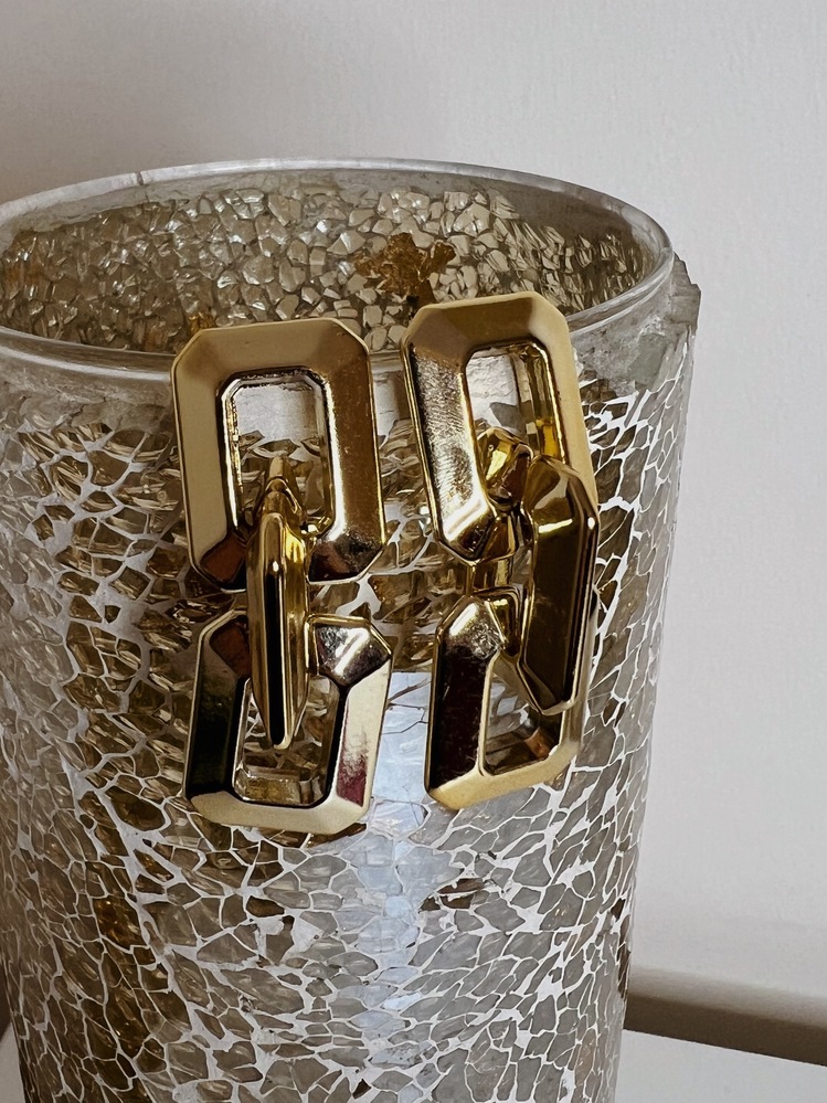 Chain Büyük Sallantılı Küpe