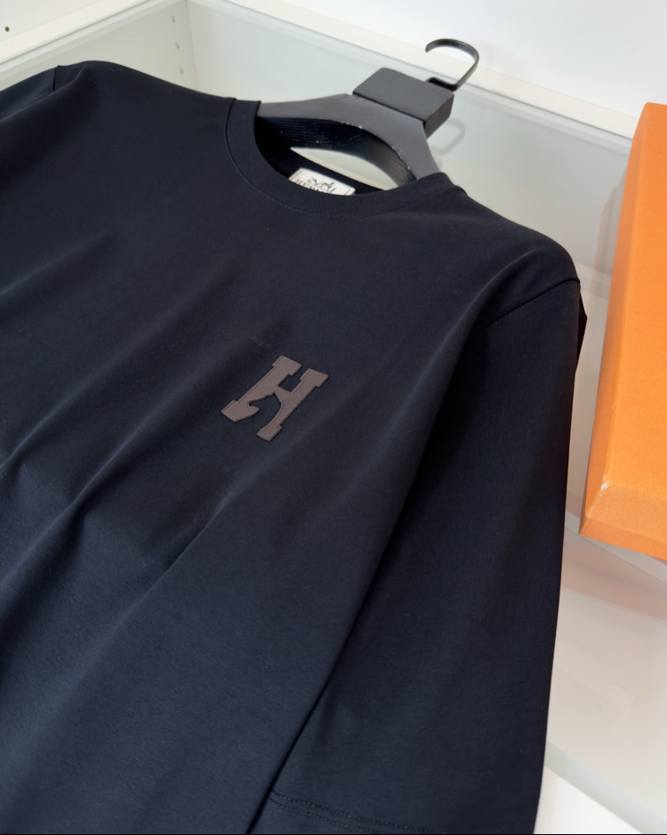 Hermes H Cheval Leather Embroidered Crew Neck Short Sleeve T-Shirt