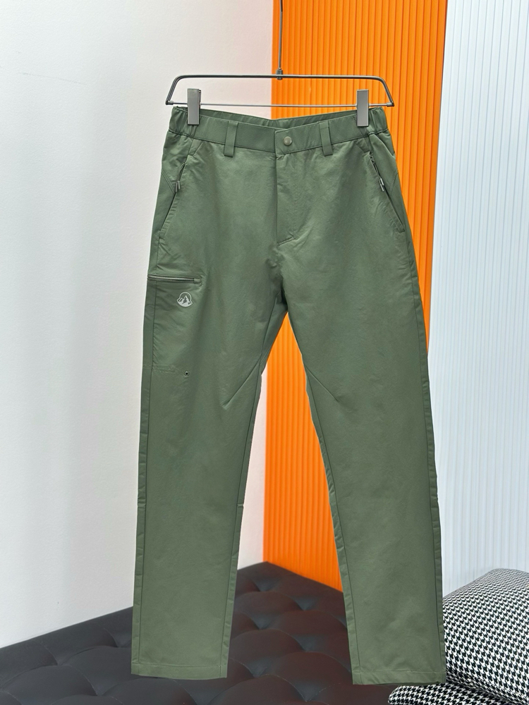 Moncler Casual Pants