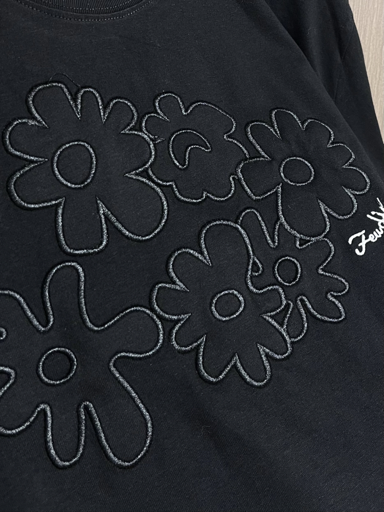 Fendi Sponge Appliqué Crew Neck Short-Sleeve T-Shirt