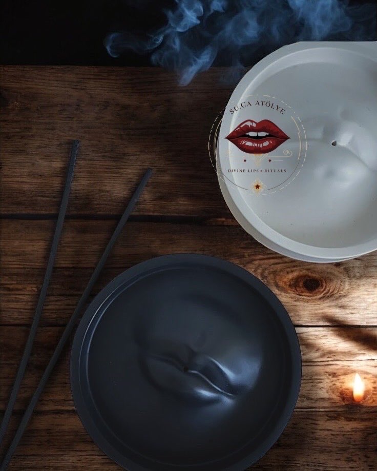 Divine Lips Rituals