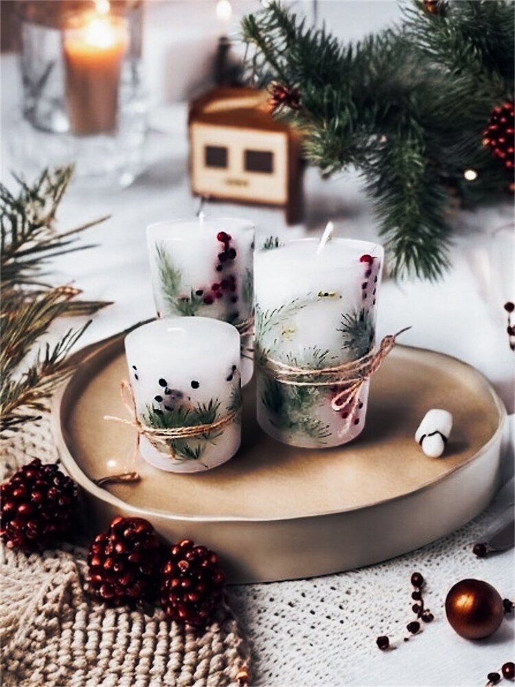 Holly & Pine Candle