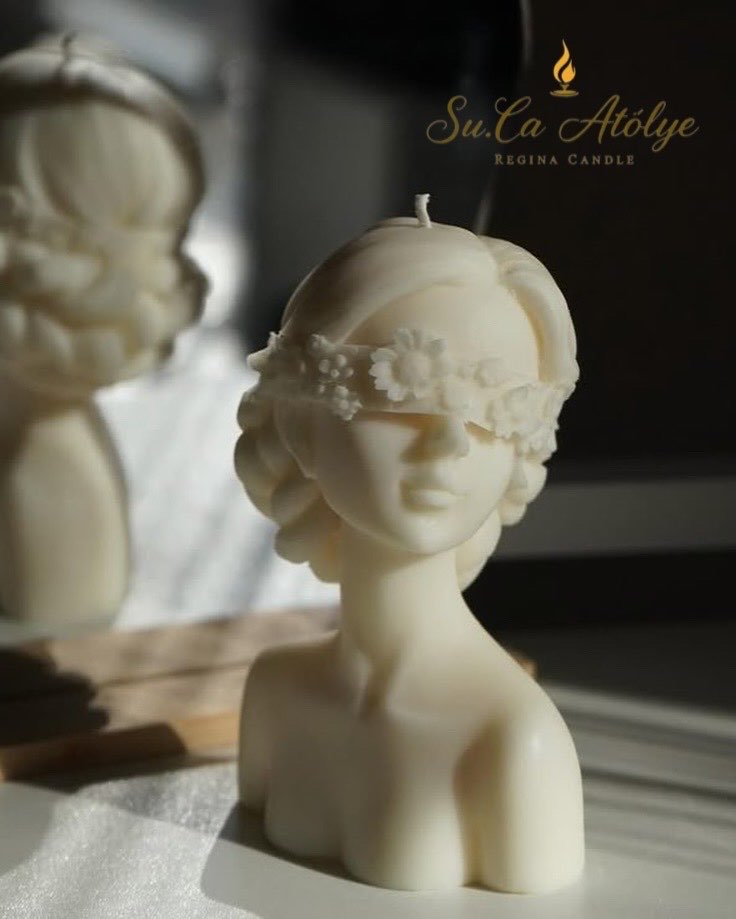 Regina Candle