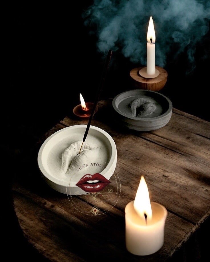 Divine Lips Rituals