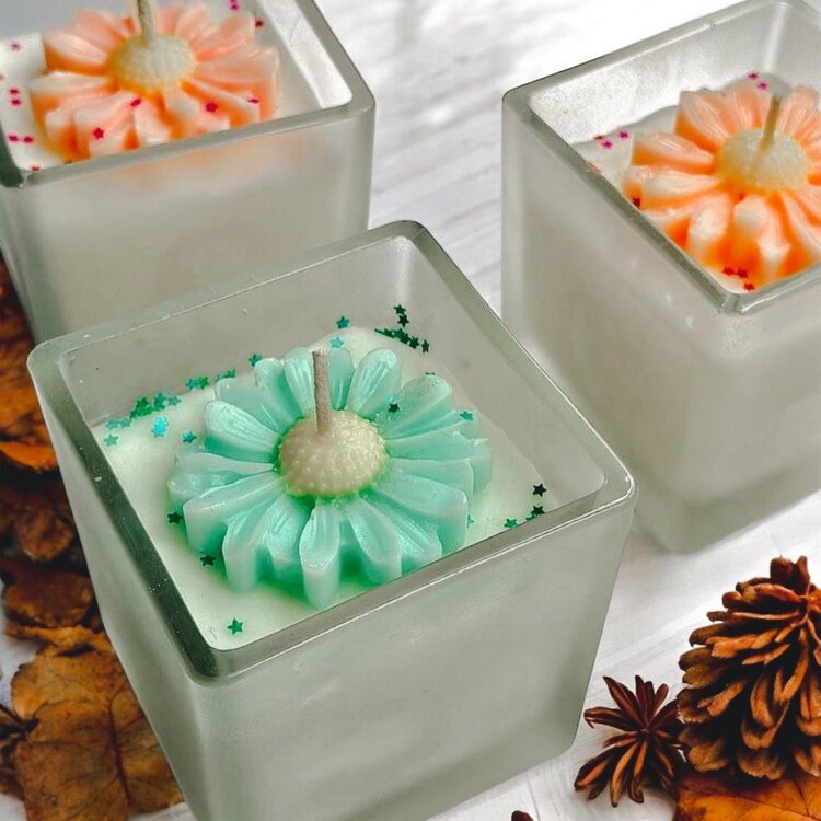 Flourish Candle 