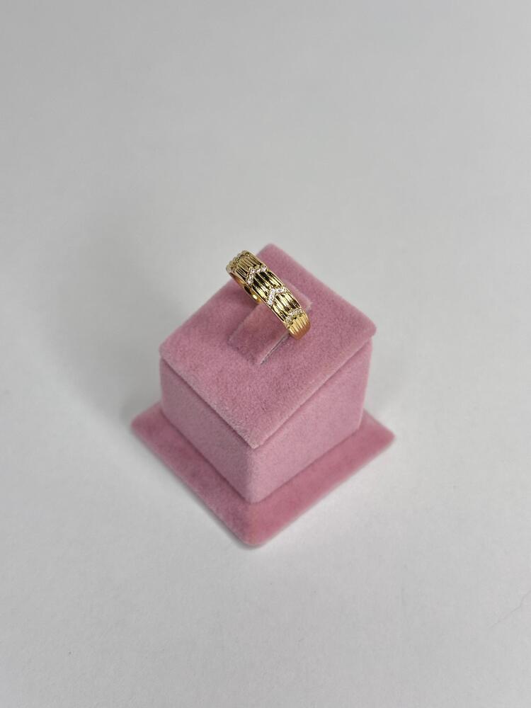 Basic Ok detaylı Gold Yüzük