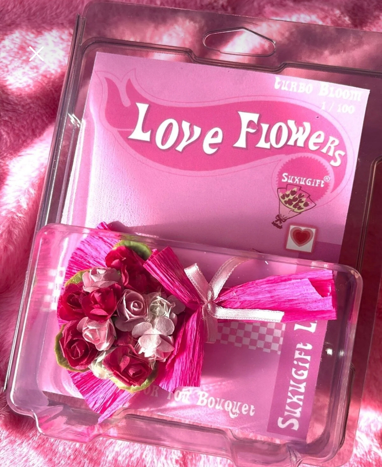 Love Flowers Hediyelik Çiçek Hot Tarz Wheels Buket