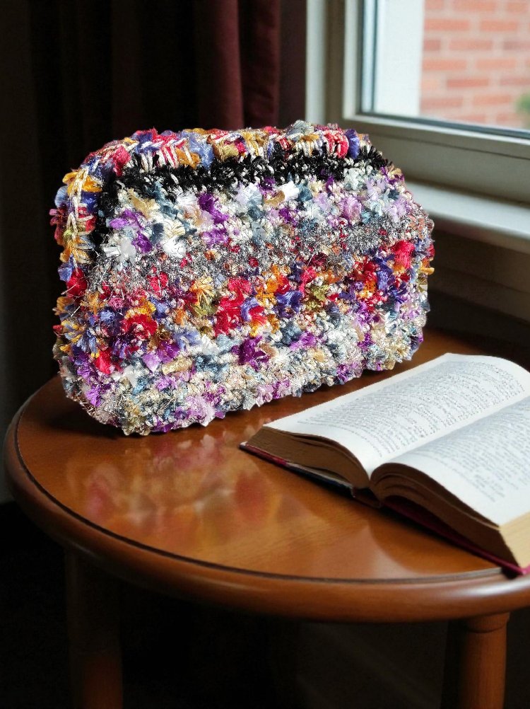 Winter Blend Knit Clutch