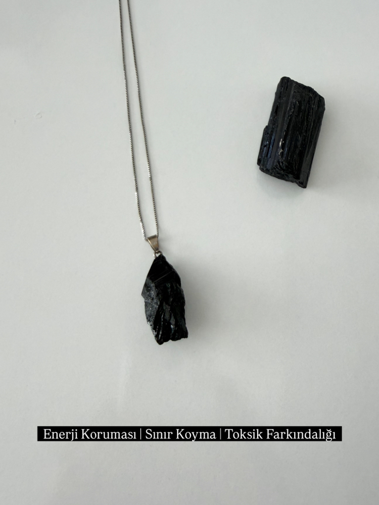 Siyah Turmalin Kolye