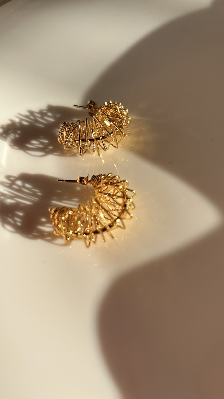 Gold halka küpe