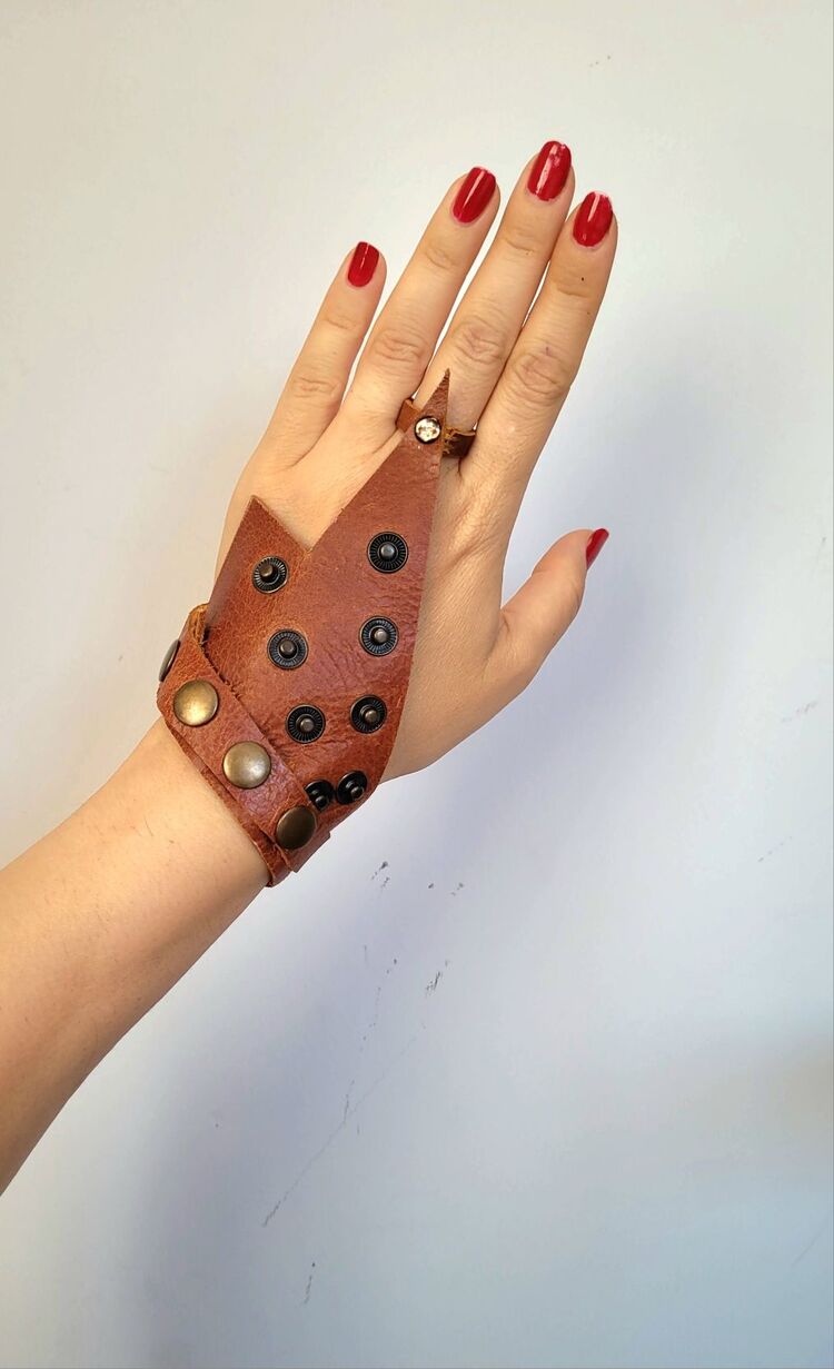 Taba rengi deri şahmeran 2 adet