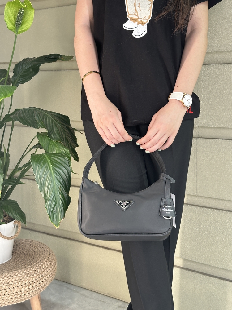 Prada re-nylon 2000