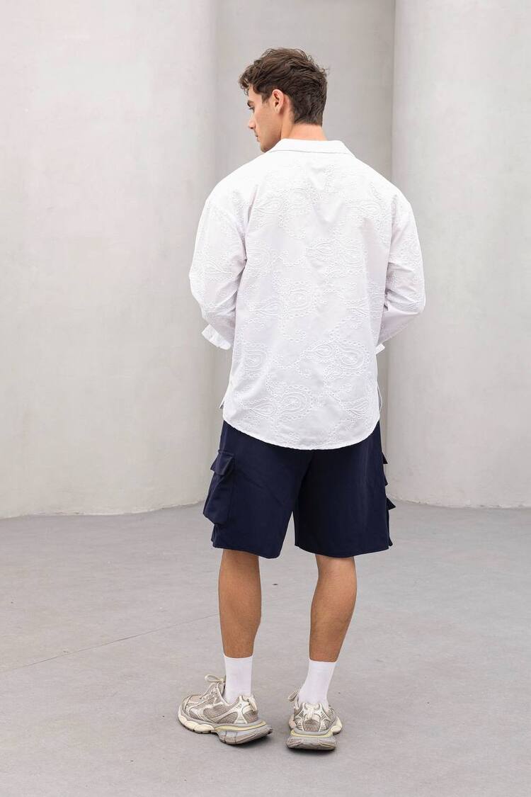İşlemeli Oversize Beyaz Gömlek